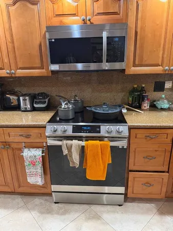 $4,400 | 6075 Glendale Drive, Boca Raton, FL 33433