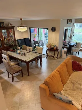 $4,400 | 6075 Glendale Drive, Boca Raton, FL 33433