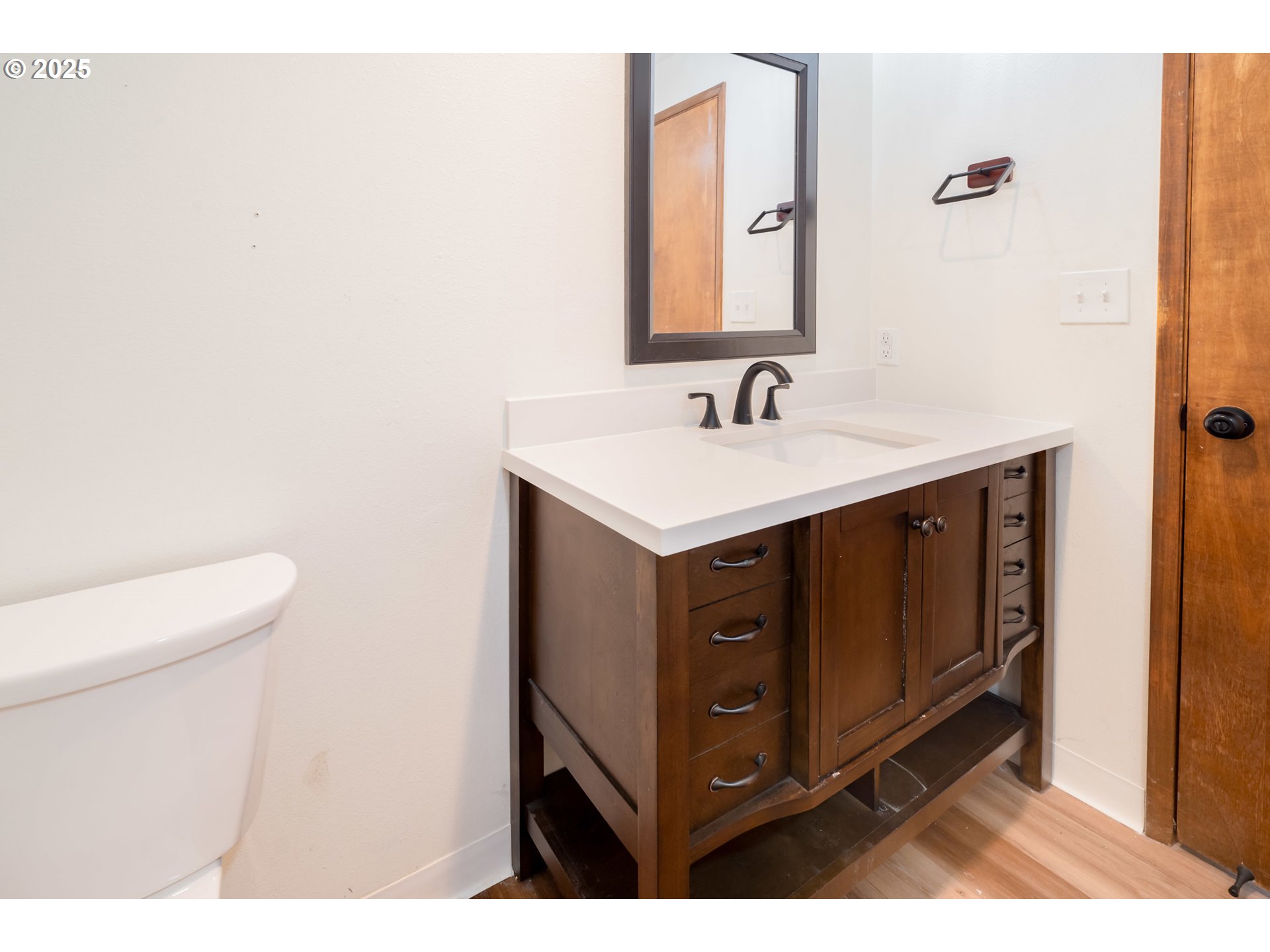 1144 Randall Way Independence, OR 97351 - Photo 17 of 31 Gallery Image 17