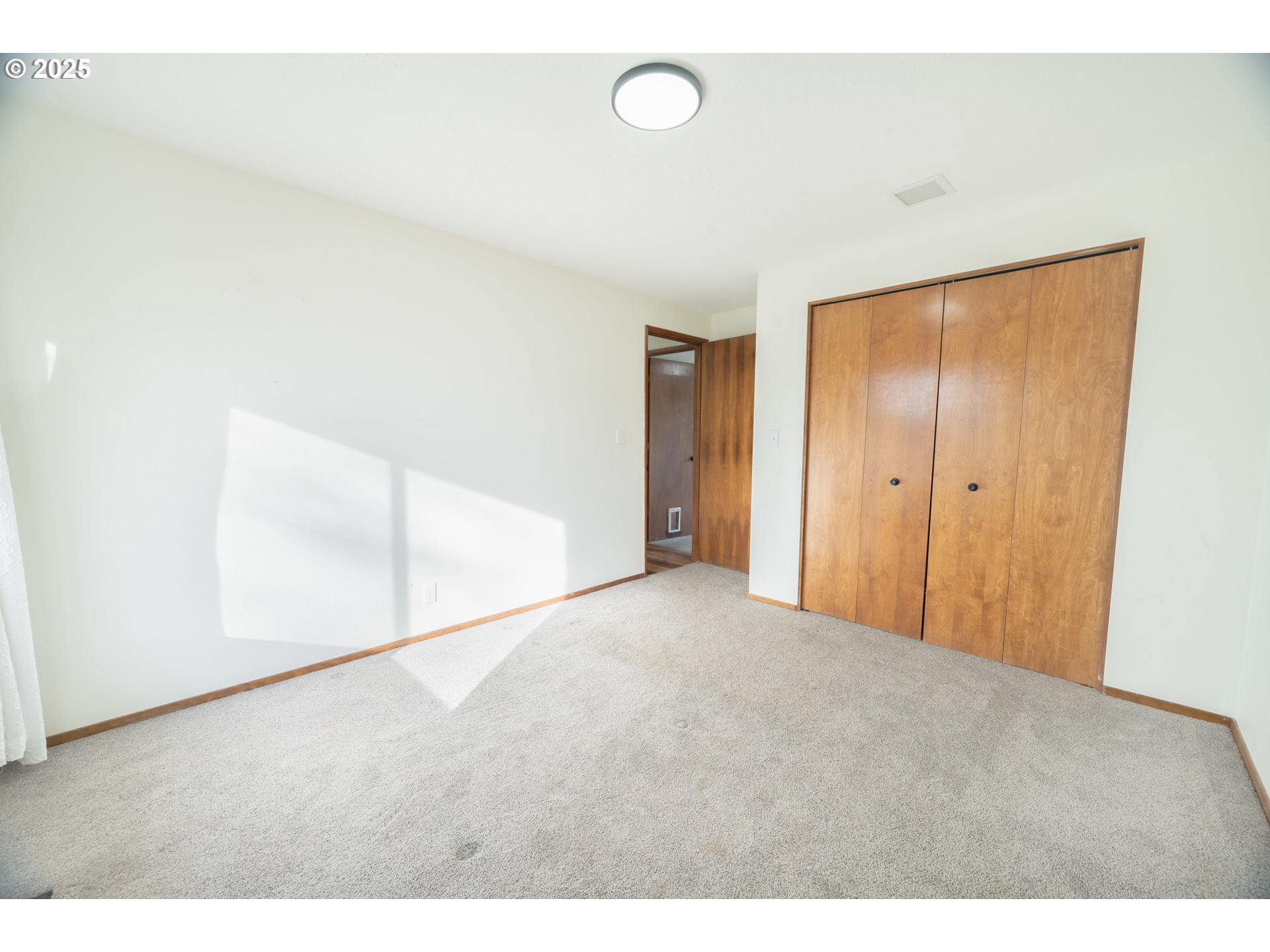 1144 Randall Way Independence, OR 97351 - Photo 25 of 31 Gallery Image 25