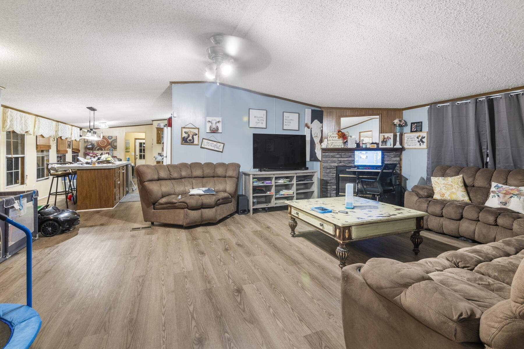 797 Bennock Mill Road Augusta, GA 30906 - Photo 8 of 33 7_Living-Room_1800x1200_4083778