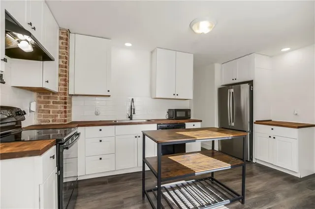 $162,000 | 1529 South Harvard Avenue, Independence, MO 64052