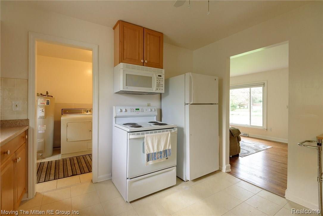 17380 Bak Road Belleville, MI 48111 - Photo 7 of 39 MTM_17380_bak-11.jpg