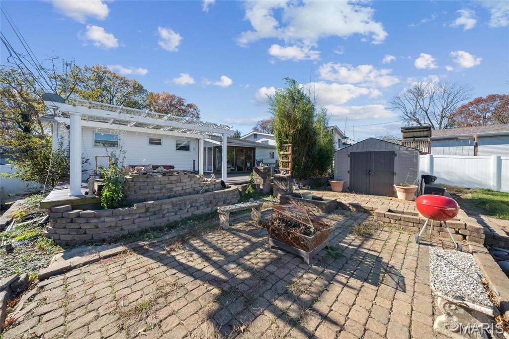 231 Freeman Drive St. Louis, MO 63129 - Photo 18 of 21