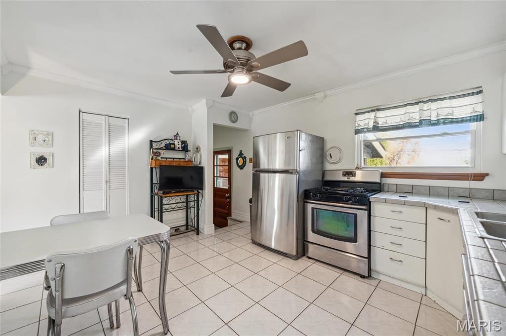 231 Freeman Drive St. Louis, MO 63129 - Photo 4 of 21