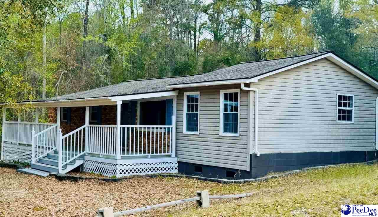 6238 West Market St Extension Cheraw, SC 29520 - Photo 4 of 49 Gallery Image 4