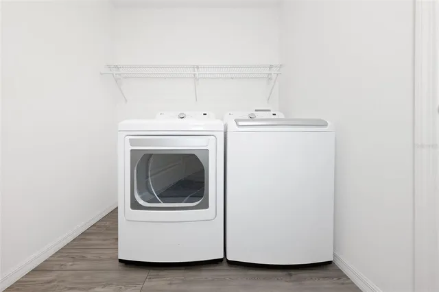 a front view of house with yard