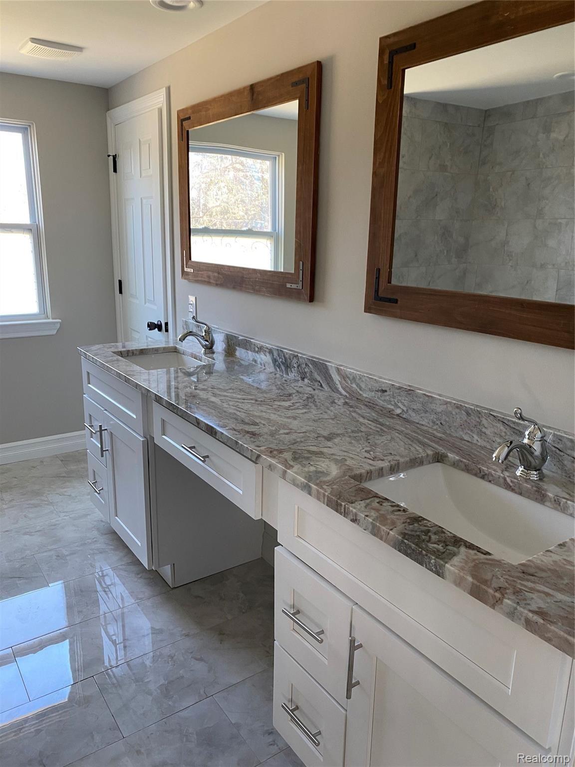 28780 Bell Road Southfield, MI 48034 - Photo 18 of 44 60AA2774-F094-4339-99CD-ACDE693A1015.jpeg