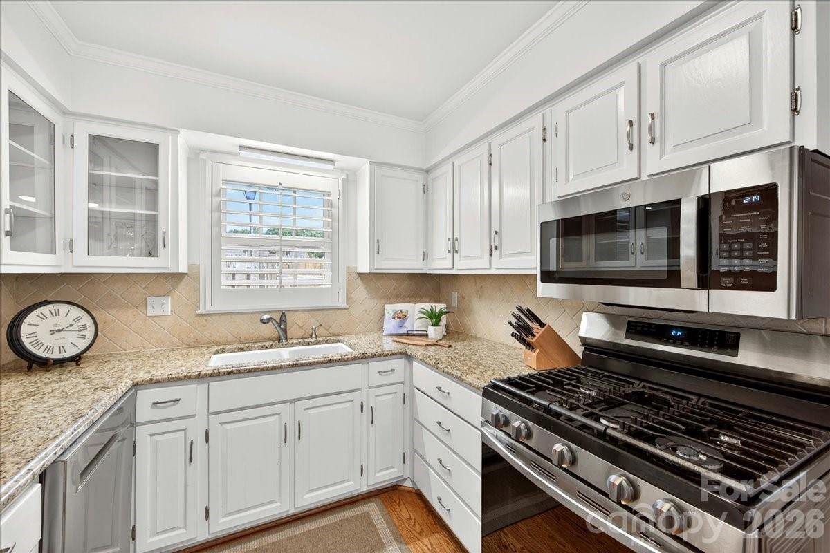 2229 Rexford Road, Unit C Charlotte, NC 28211 - Photo 14 of 36