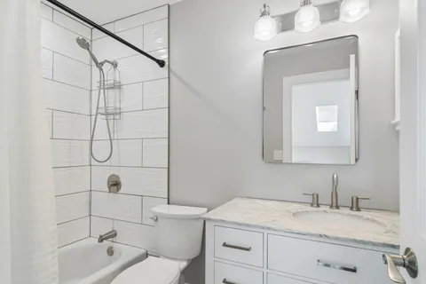$435,000 | 1244 South Parkside Drive, Palatine, IL 60067