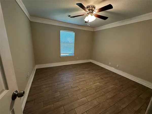 $1,260 | 19112 County Road 520A, Brazoria, TX 77422