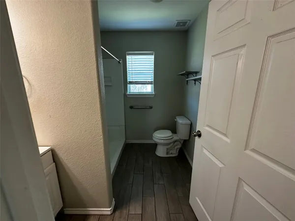 $1,260 | 19112 County Road 520A, Brazoria, TX 77422