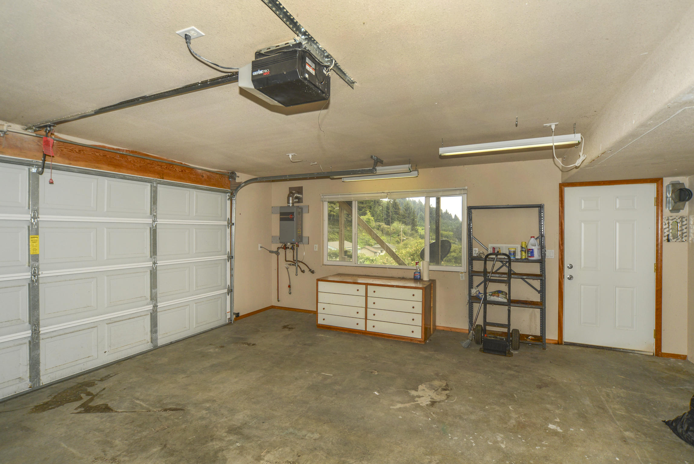 6510 Bell Terrace Road Eureka, CA 95503 - Photo 9 of 30