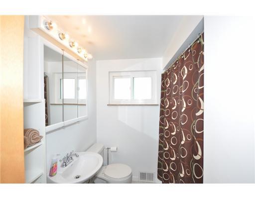 2500 Ridge Road Jefferson Hills, PA 15332 - Photo 11 of 15 Full Bath.
