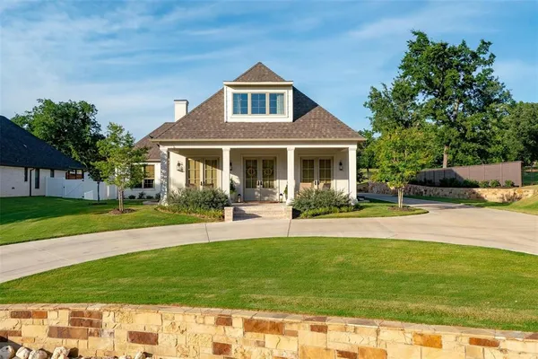 $710,000 | 9305 Bellechase Road, Granbury, TX 76049