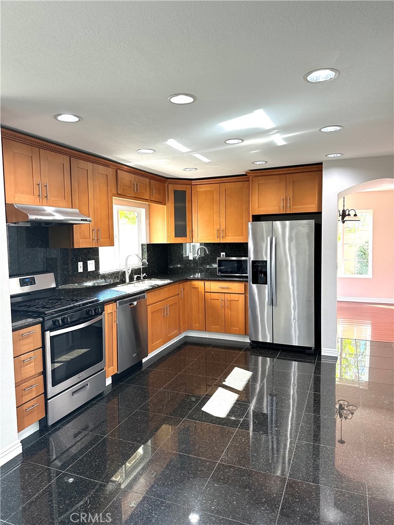 3 Cebolla Rancho Santa Margarita, CA 92688 - Photo 4 of 25