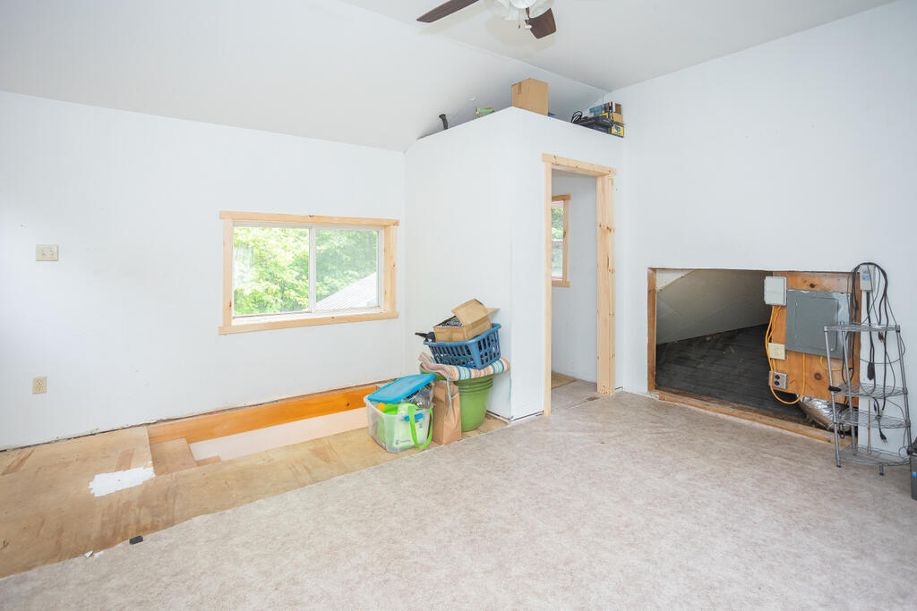 558 Temple Road Wilton, ME 04294 - Photo 19 of 39 sandyriverrealty-17