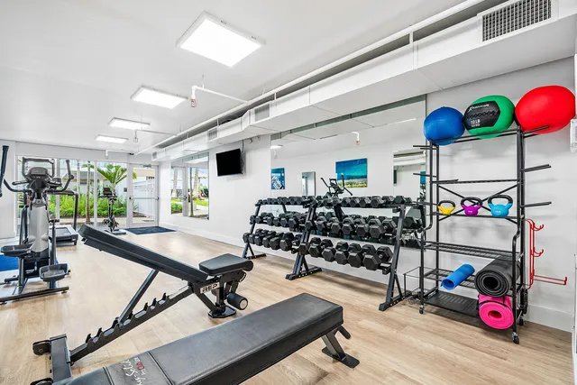 $2,250,000 | 176-184 Lake Drive, Unit 4301, Palm Beach Shores, FL 33404