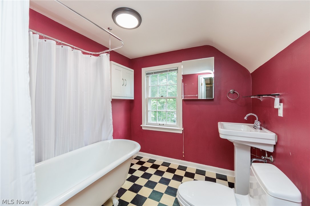 2643 Kerwick Road University Heights, OH 44118 - Photo 46 of 50 Gallery Image 46