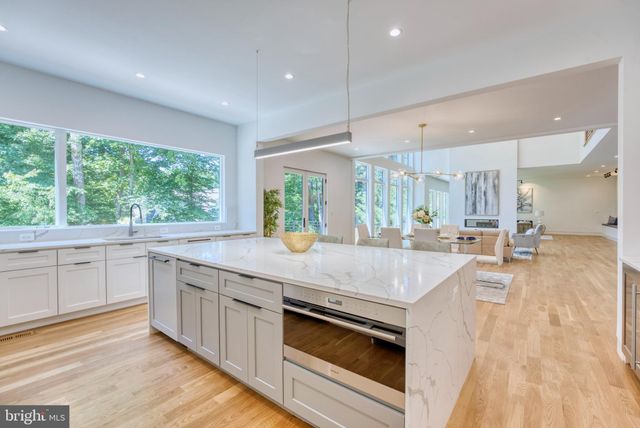 $3,600,000 | 6004 Balsam Drive, McLean, VA 22101