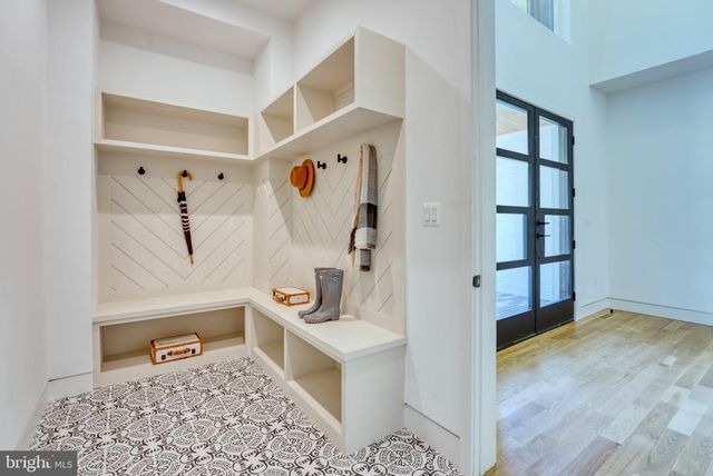 $3,600,000 | 6004 Balsam Drive, McLean, VA 22101