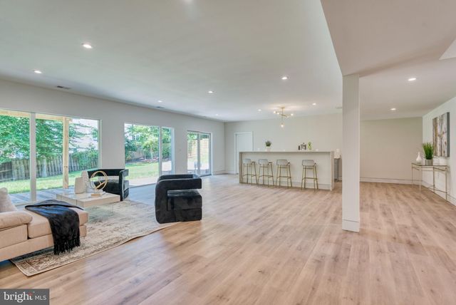 $3,600,000 | 6004 Balsam Drive, McLean, VA 22101