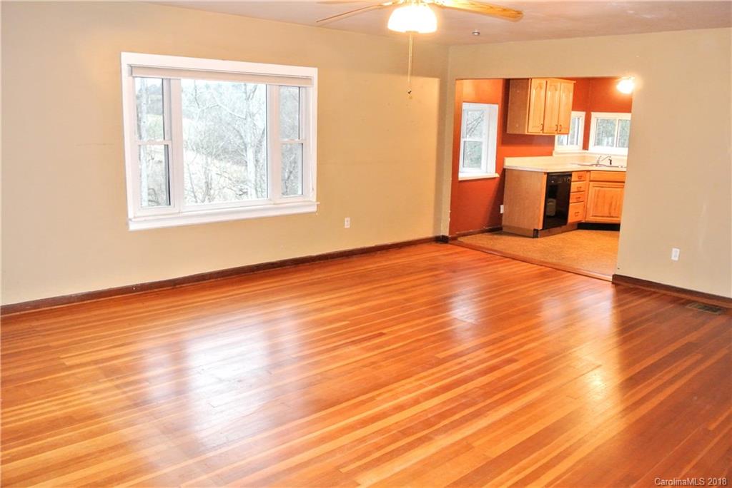 75 Lower Thomas Branch Road Marshall, NC 28753 - Photo 2 of 23