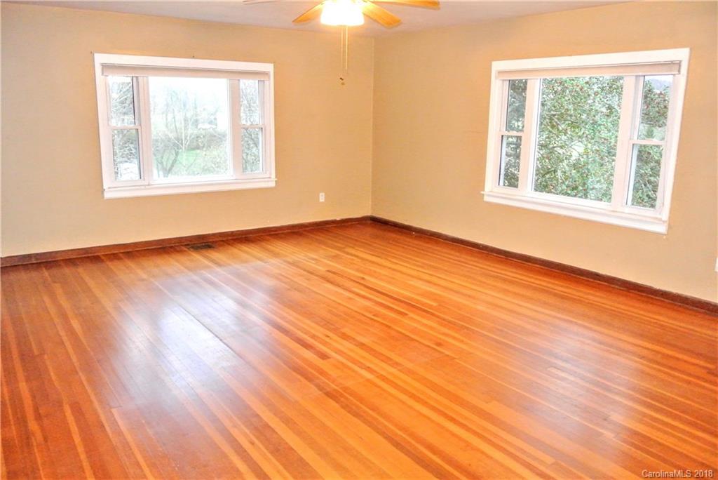 75 Lower Thomas Branch Road Marshall, NC 28753 - Photo 4 of 23
