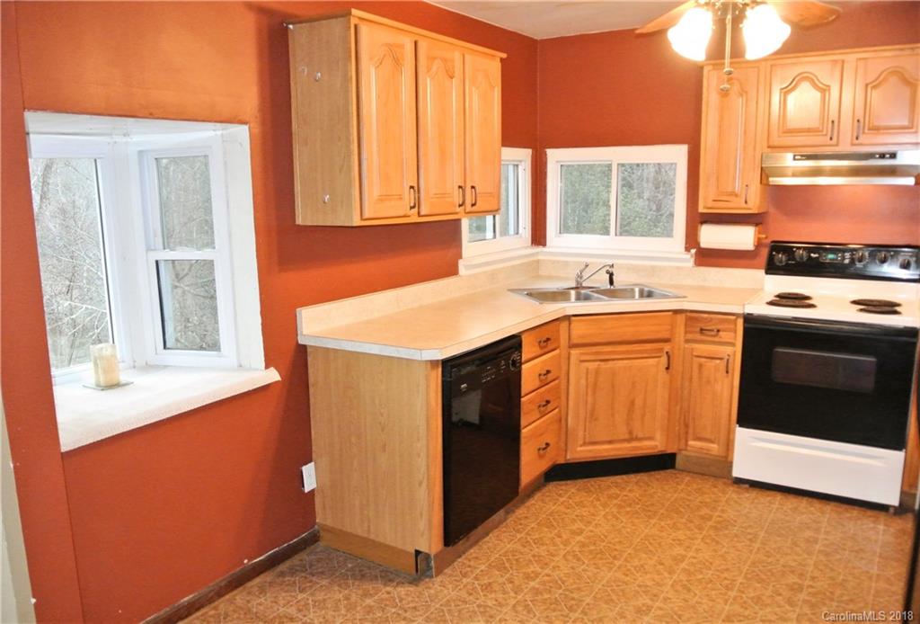 75 Lower Thomas Branch Road Marshall, NC 28753 - Photo 7 of 23