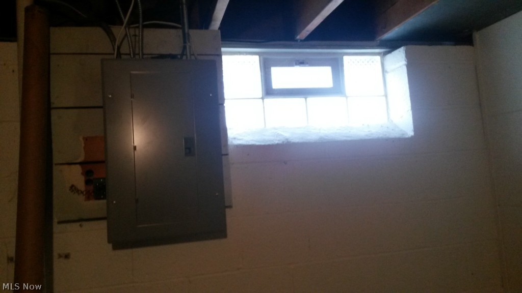 7270 Maplewood Road Parma, OH 44130 - Photo 18 of 23 Newer electrical panel
