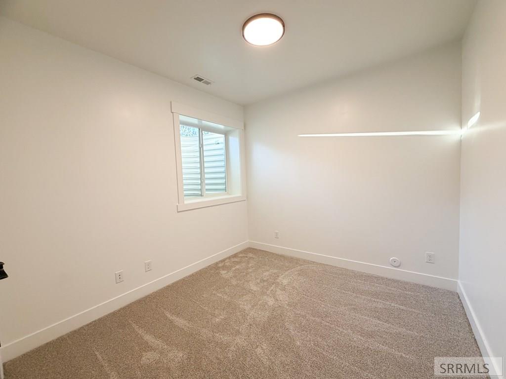 97 North Hillside Road Idaho Falls, ID 83402 - Photo 27 of 46