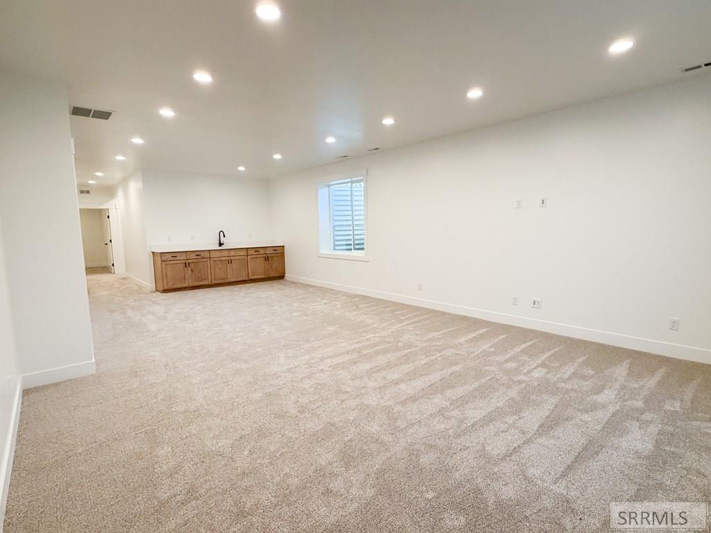 97 North Hillside Road Idaho Falls, ID 83402 - Photo 33 of 46