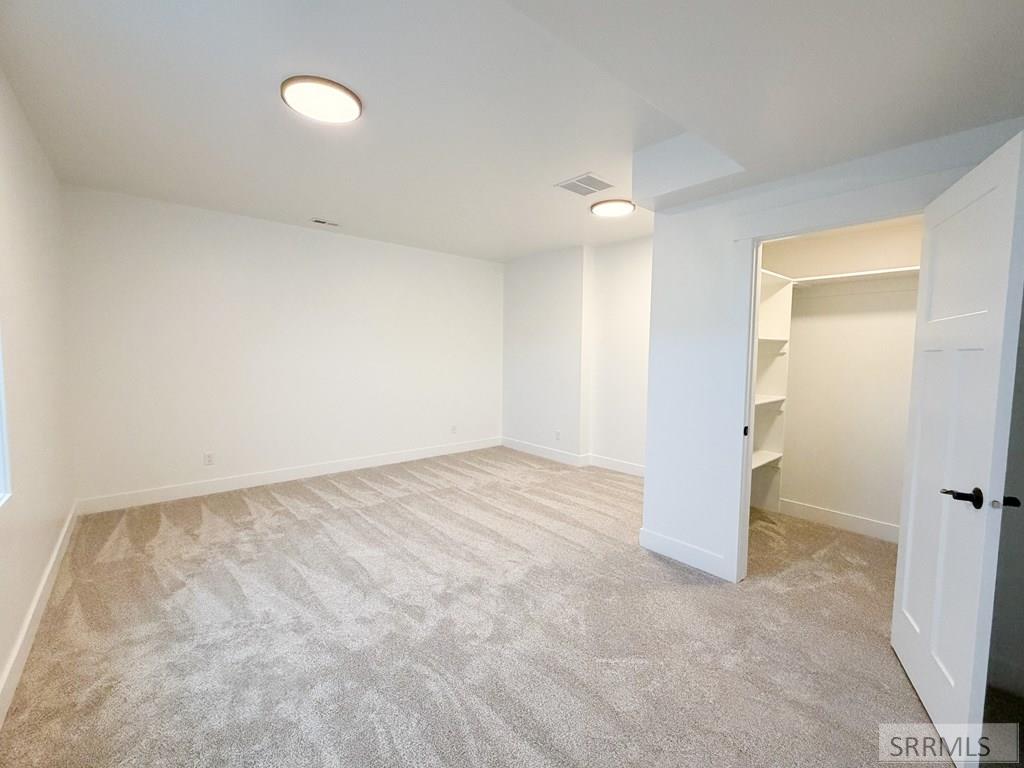 97 North Hillside Road Idaho Falls, ID 83402 - Photo 34 of 46