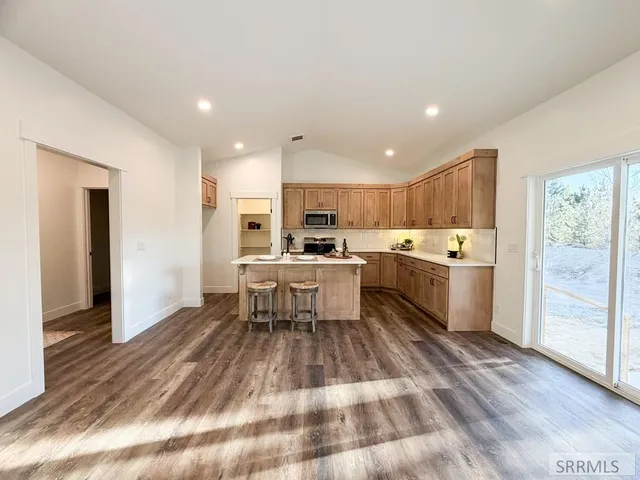 $550,000 | 97 North Hillside Road, Idaho Falls, ID 83402