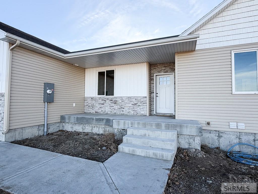 97 North Hillside Road Idaho Falls, ID 83402 - Photo 44 of 46