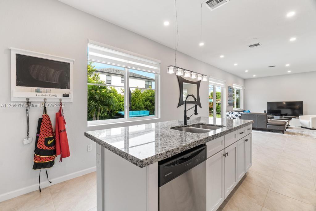 Princeton Miami, FL 33170 - Photo 12 of 44