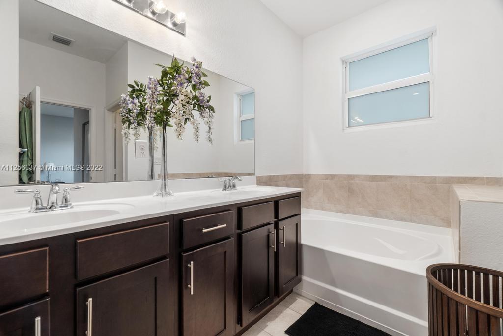 Princeton Miami, FL 33170 - Photo 27 of 44