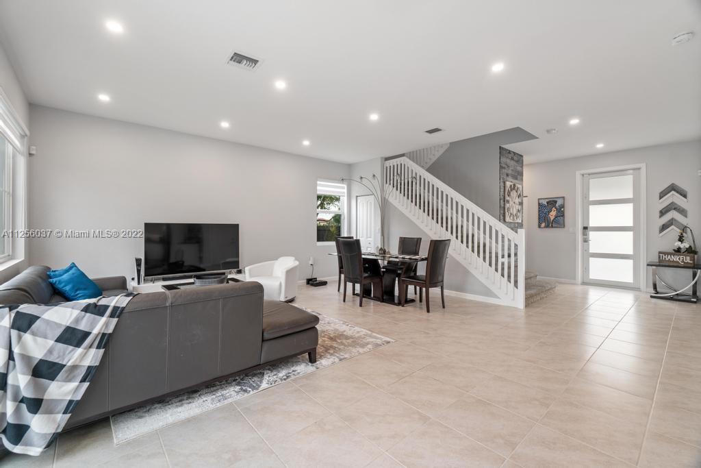 Princeton Miami, FL 33170 - Photo 8 of 44