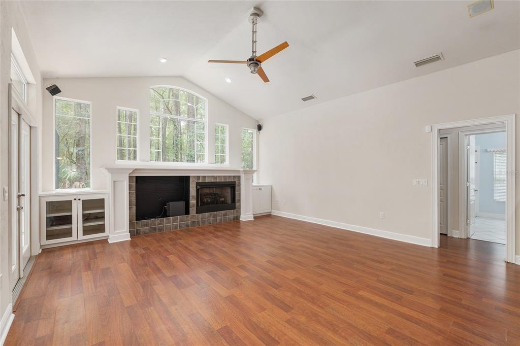 10511 Southwest 17th Place Gainesville, FL 32607 - Photo 10 of 77