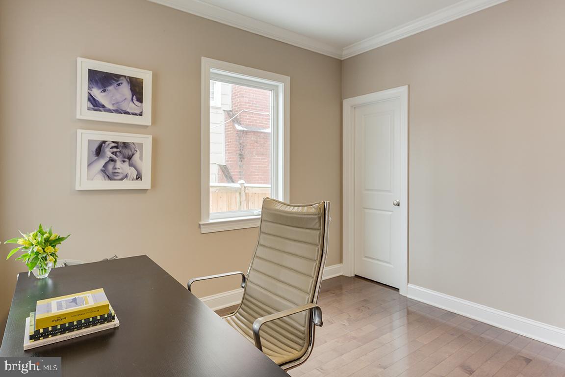 5618 Greentree Road Bethesda, MD 20817 - Photo 14 of 32 Home office