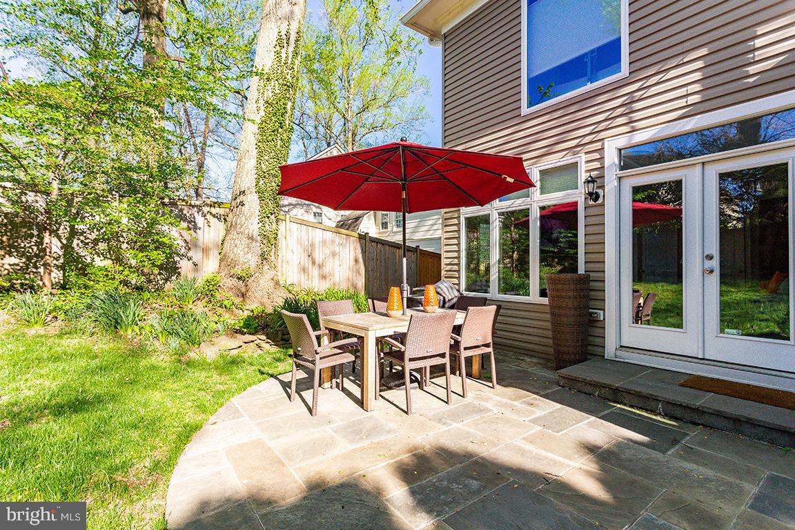 5618 Greentree Road Bethesda, MD 20817 - Photo 26 of 32 Rear of home, balcony off Master Suite