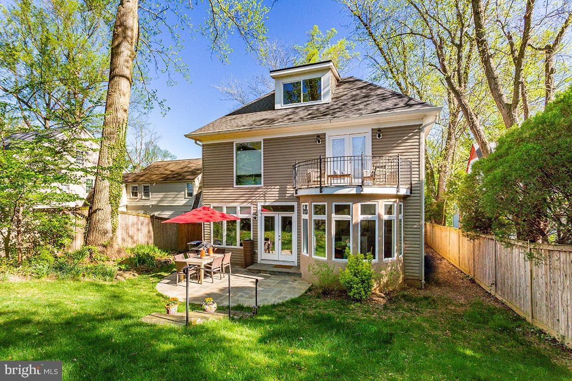 5618 Greentree Road Bethesda, MD 20817 - Photo 29 of 32 Gallery Image 29