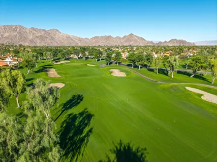 a view of a pathway along the building