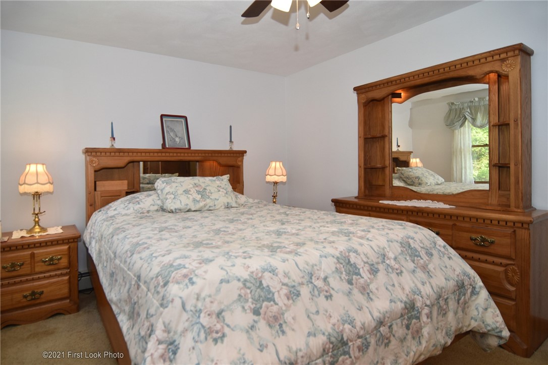 94 Buttonwoods Road Richmond, RI 02898 - Photo 17 of 32