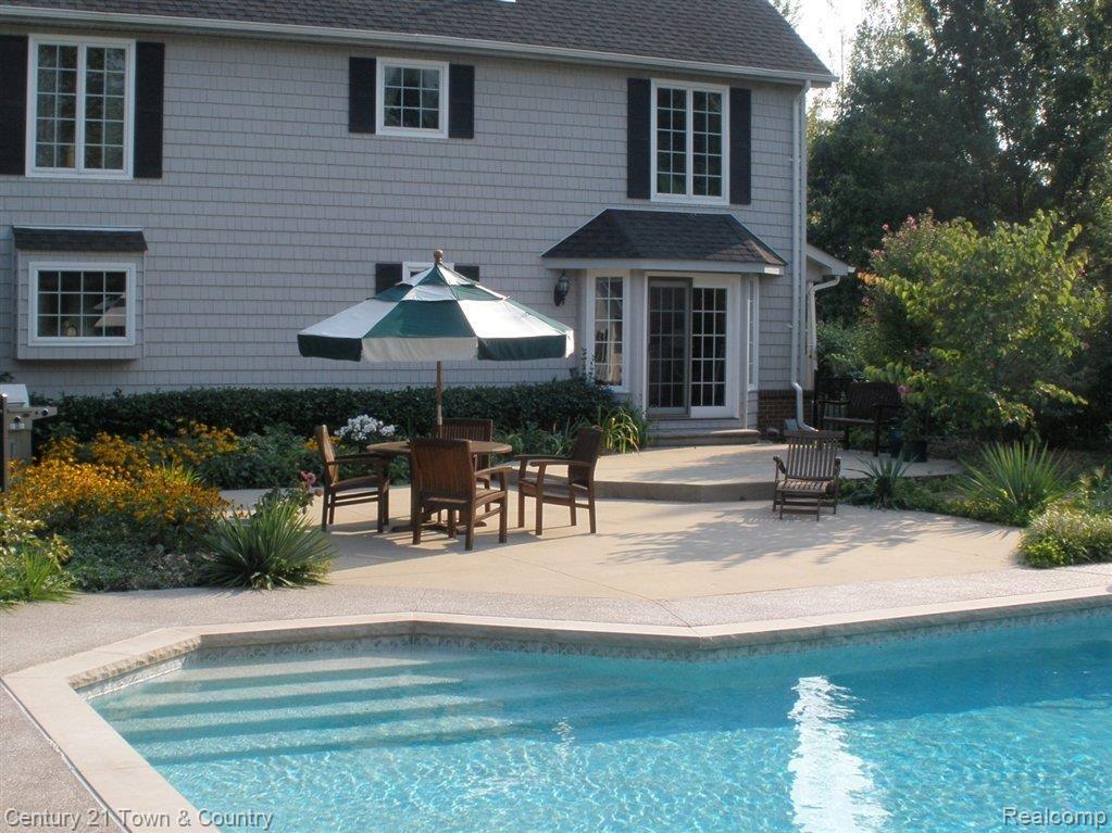 8280 Kier Road Clarkston, MI 48348 - Photo 25 of 25 Picture you and your family here