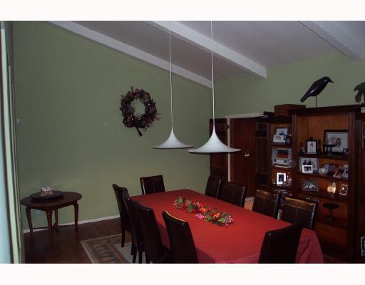 1824 Kent Road Upper St. Clair, PA 15241 - Photo 3 of 8 Dining Room.