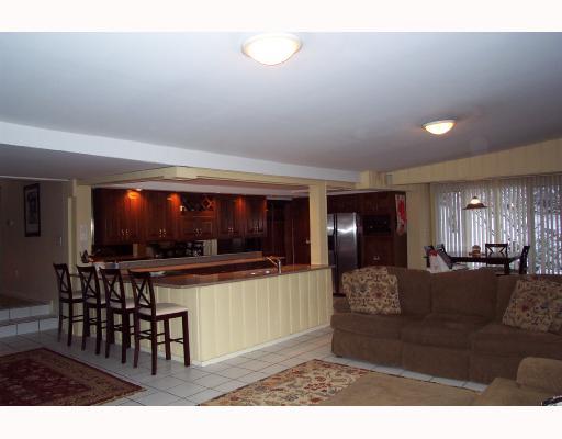 1824 Kent Road Upper St. Clair, PA 15241 - Photo 7 of 8 Kitchen.