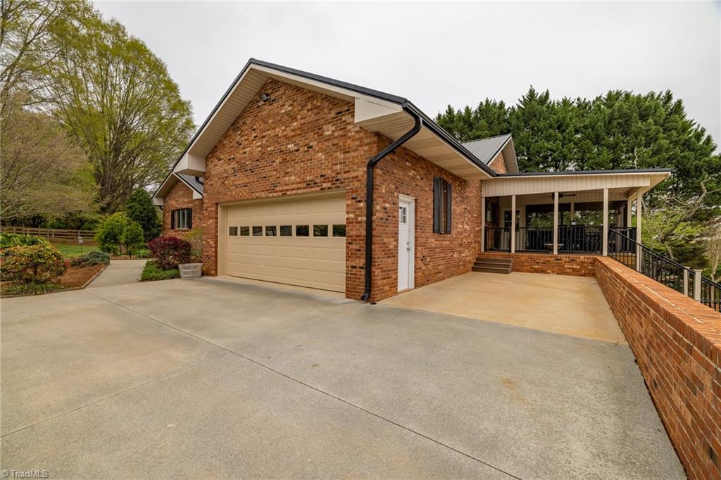 387 Bingham And Parks Road Advance, NC 27006 - Photo 4 of 47 Gallery Image 4
