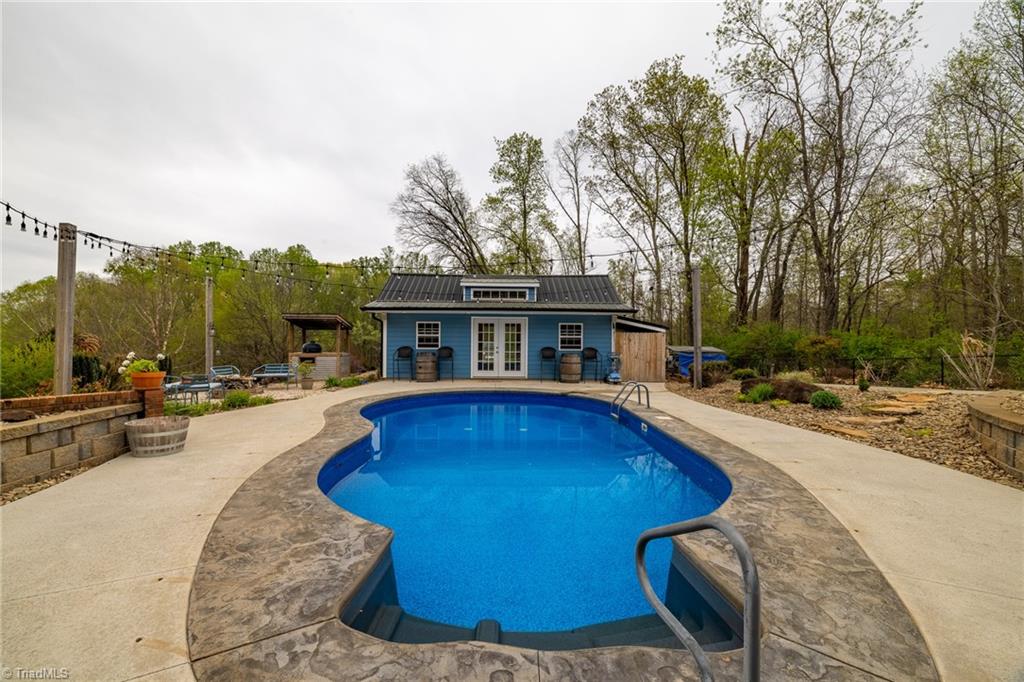 387 Bingham And Parks Road Advance, NC 27006 - Photo 8 of 47 Gallery Image 8