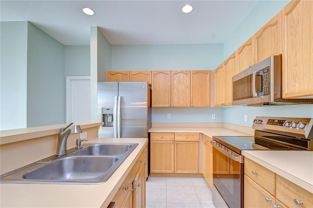1050 Starkey Road, Unit 2105 Largo, FL 33771 - Photo 44 of 88 Gallery Image 44